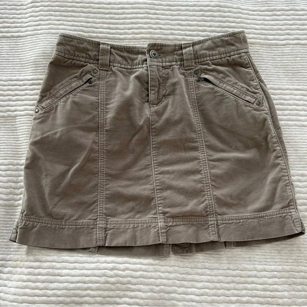 Athleta Roseville Taupe Brown Mini Skirt Velvet Texture Fall Women’s 6 - Picture 1 of 9